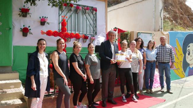 AMPA Montecristo gana Concurso de Cruces de Mayo en Adra