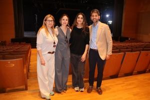 Malditos Tacones pisa fuerte sobre las tablas del Teatro Auditorio