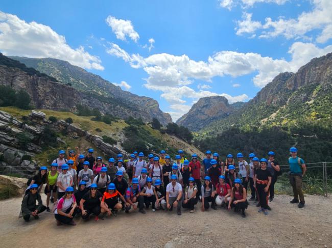 'Adra en la Senda' recorre el Caminito del Rey