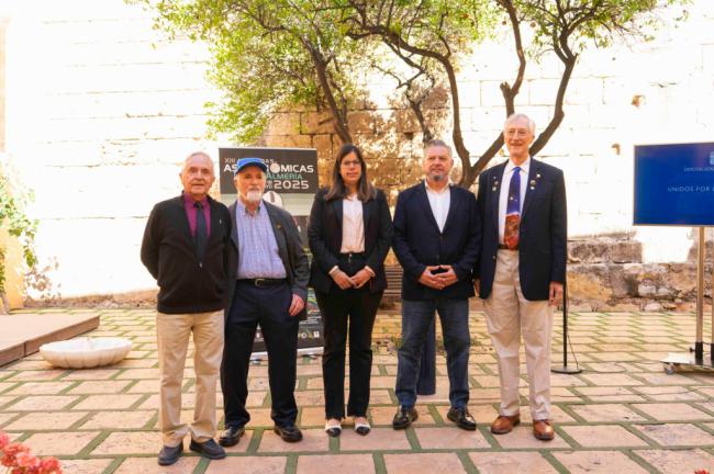 XIII Jornadas Astronómicas de Almería con el Premio Nobel John Mather