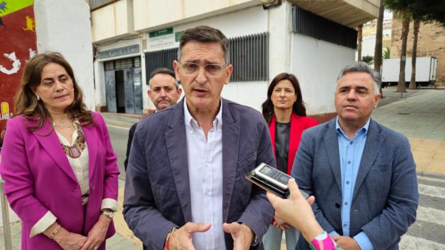 PSOE exige definir competencias en arreglo de colegios