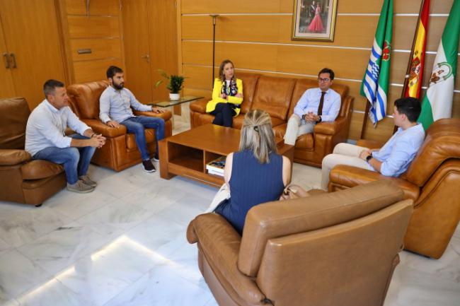 El alcalde felicita al nadador ejidense Germán Rodríguez tras su doble título nacional