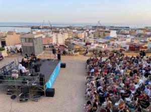 Edu García, Mari Ángeles Fernández y el grupo Kemanda cierran los Atardeceres Flamencos