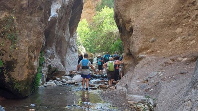 Más de 30 abderitanos cierran ‘Adra en la Senda’