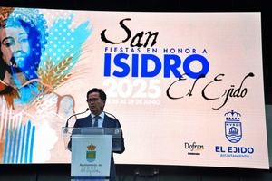 Color, luz y un emotivo pregón a cargo de Pepe Fresneda en honor a San Isidro Labrador