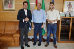 El alcalde de El Ejido homenajea a Antonio Martín por su trayectoria docente