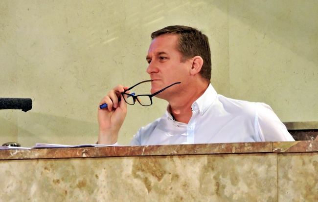 PSOE logra apoyo unánime para unidad de trastornos alimentarios en Almería