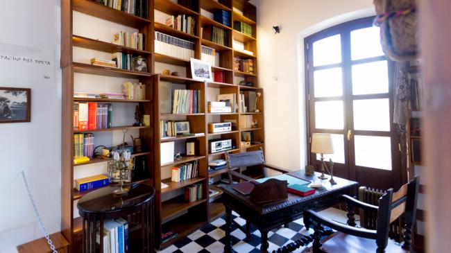 Agotadas las plazas para el taller de Super Valente en la Casa del Poeta