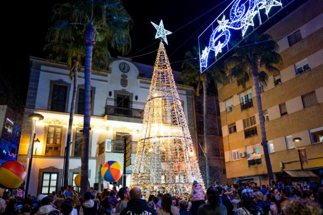 Adjudicada la iluminación de Feria y Navidad de Adra