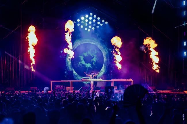 Steve Aoki protagoniza la primera jornada de Dreambeach 2025 en El Toyo