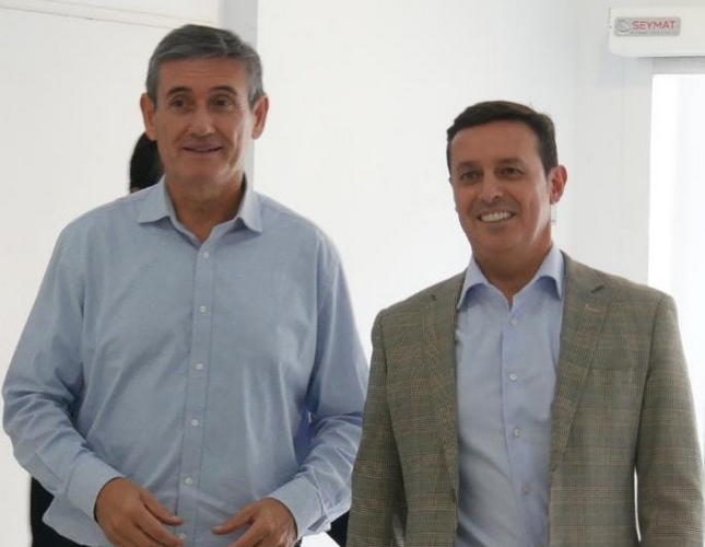 Javier Aureliano García será el pregonero de las Fiestas de Adra 2025