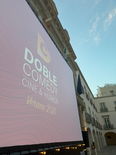 Éxito del ciclo 'Doble Comedy' en Almería con más de 3.000 asistentes