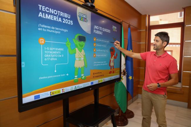 Campus digital gratuito en El Ejido para jóvenes de 9 a 17 años
