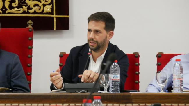 José Crespo destaca los vínculos personales de Javier A. García como pregonero de Adra