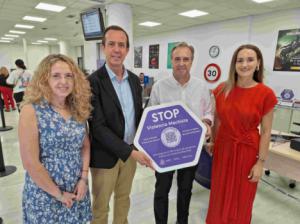 La Jefatura provincial de Tráfico se suma a la red de puntos violeta en Almería