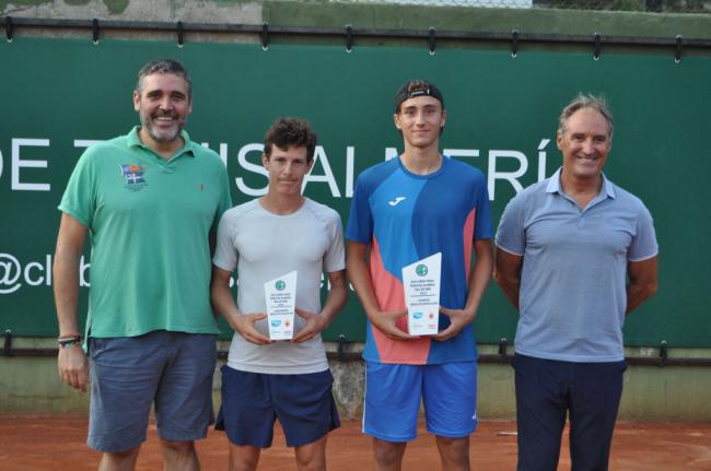 Darío Ruiz y Paula Navarro, campeones del Torneo de Tenis de Almería
