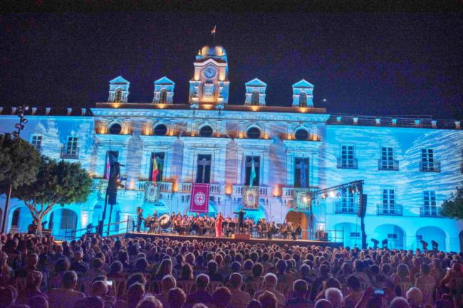 La Banda Municipal cumple con su cita de Feria con un concierto operístico