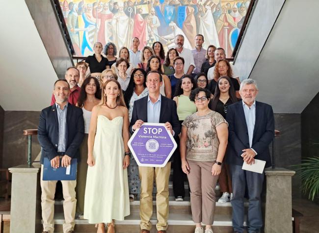 10 entidades más se suman a los Puntos Violeta en Almería