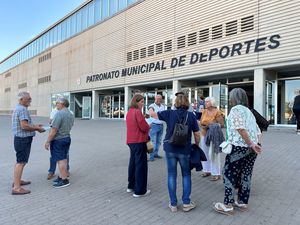 Colas de mayores para obtener plaza en el Patronato de Deportes