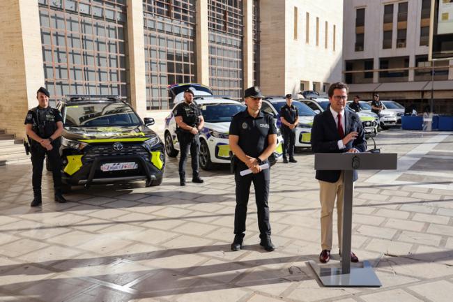 El Ejido refuerza su seguridad con nuevos vehículos y unidades policiales