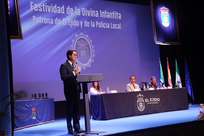Reconocimiento a la Policía Local en El Ejido por su labor y compromiso