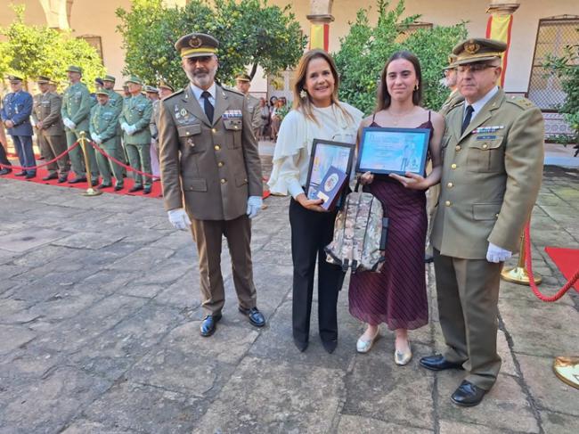 Martín felicita a la Subdelegación de Defensa en Almería en el acto del XXX aniversario de su creación