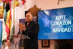 El municipalismo es clave en el impulso del turismo andaluz según Bernal