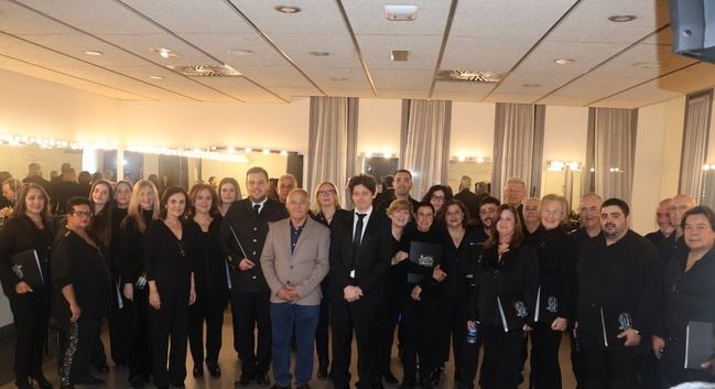 La Banda Sinfónica de El Ejido y la Coral Lola Callejón ofrecen un concierto ‘De Cine’