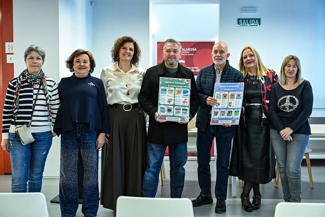 Descubre las Mágicas Actividades Navideñas en las Bibliotecas de Almería