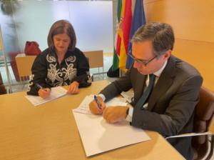 Convenio para digitalizar la gestión de tributos entre Asaja y la Agencia Tributaria