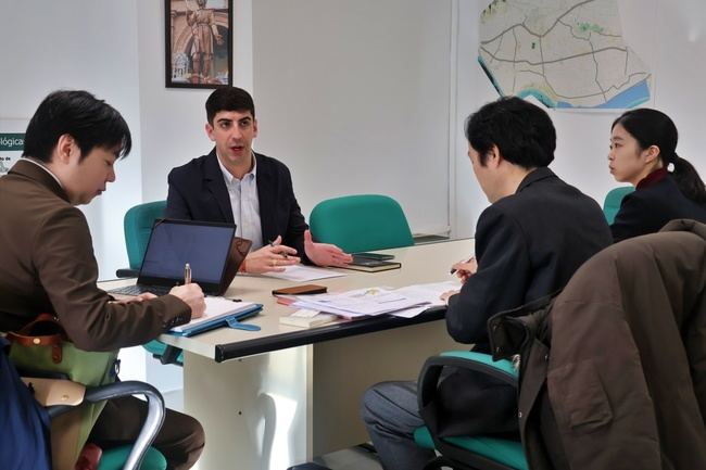 Japón se interesa por el modelo productivo de El Ejido