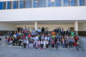 Andalucía ya tiene menos abandono escolar y más titulados