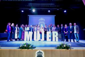 Huércal de Almería premia a mujeres destacadas en la sexta Gala de la Mujer