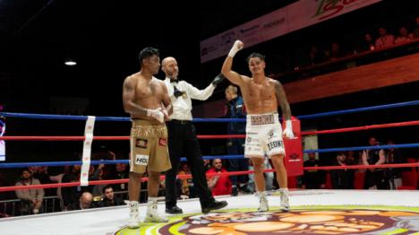 Boxeo de altura y emoción en el homenaje de Almería a José Bisbal