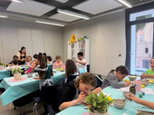 El Aula del Mar fomenta la creatividad infantil con un taller de cerámica