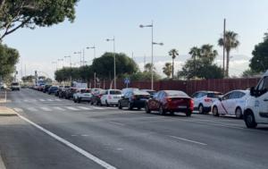 Retenciones en La Goleta complican el acceso al estadio de Juegos Mediterráneos