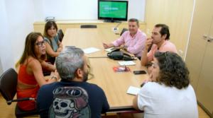 El PSOE denuncia que Moreno Bonilla encarezca un 36,6% el aula matinal
