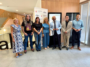 Almería une a sus instituciones para respaldar el cuidado a las familias afectadas por el Alzheimer