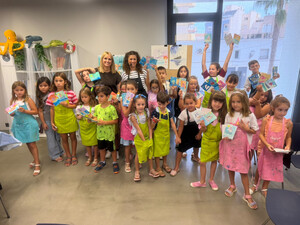 El Aula del Mar se convierte en un lienzo para los más pequeños