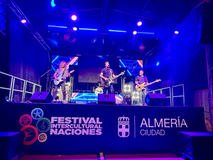 Michael Jackson y The Beatles, estrellas del Festival de las Naciones