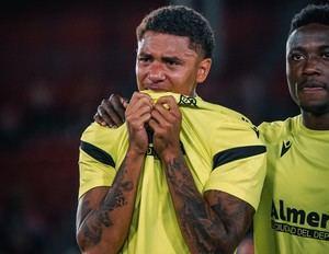 Almería se queda en Segunda tras otro intento fallido