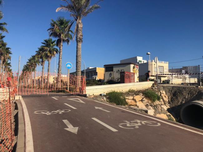 Corte entre la boquera de 'La Higuera' y el puente del Río Andarax por obras