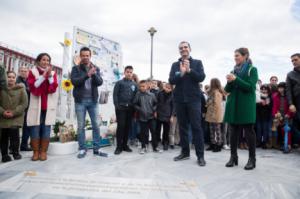 El "pescaito" Gabriel y la "buena gente" ya tienen su sitio junto a la Ballena