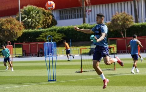 Almería busca resurgir como visitante en Cádiz