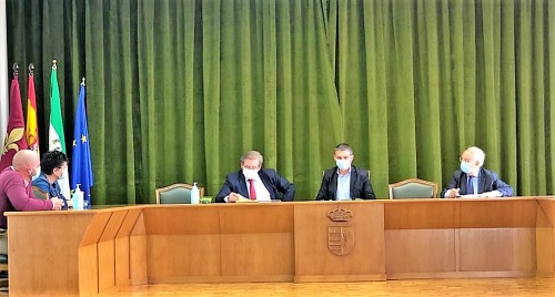 Francisco Reyes: “Las glorietas de la N-340 están más cerca de ser una realidad”