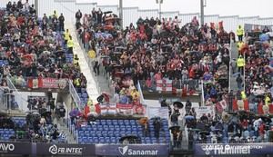 Afición inquebrantable en La Rosaleda