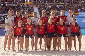 Jessi y Paqui Campoy, a la Superfinal de fútbol playa