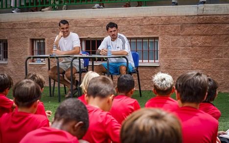 Sola y Fernández cierran el campus de la Fundación UDA