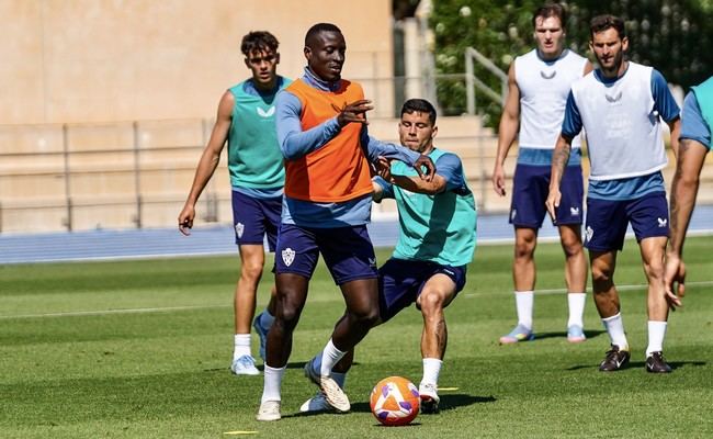 Lopy: 'El partido ante el Cádiz es clave'