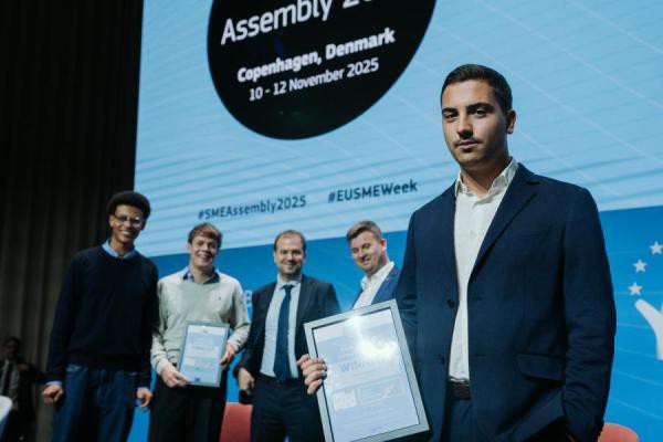 Gonçalo Ribeiro se lleva el premio a la Innovación Juvenil 2025 por su avance en el tratamiento del cáncer